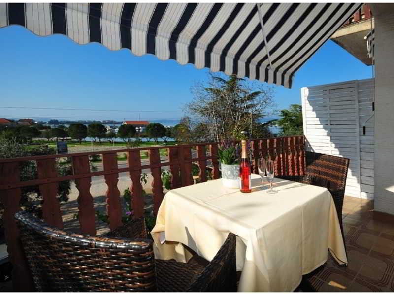 Rooms & Restaurant Matanovi Dvori Sukosan Bagian luar foto